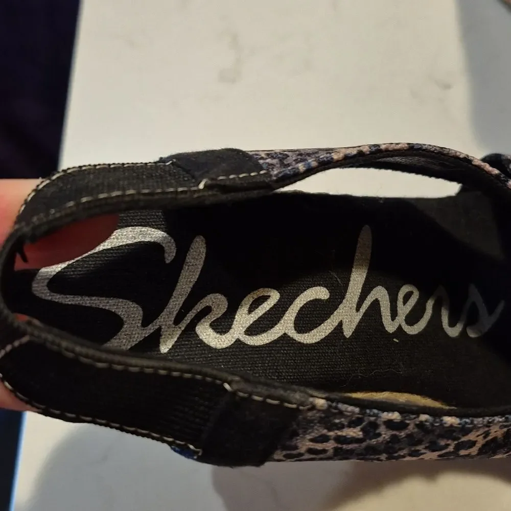 Skechers 6 Animal Print Fabric Rattan Wedges - NWOT